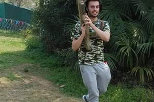 武汉同学聚会去哪里好玩?就去张公山真人CS对抗两日游吧