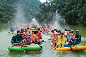 浏阳夏天好玩的地方 大围山漂流桥降2日游