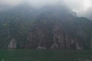 武汉“舞动宜昌”船进神农架、畅游新三峡 精华2日游