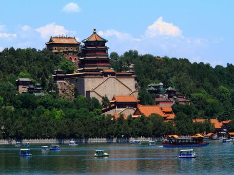 <北京汽车4日游>含皇城十大景点,赠奥运表演,无购物