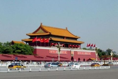 <北京4日游>观升旗,赏歌舞宴,火车站免费接