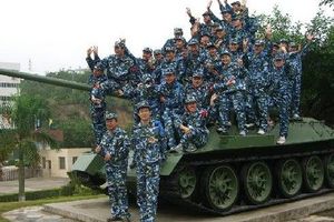千龙湖拓展培训联系电话/湘潭到千龙湖拓展训练一日