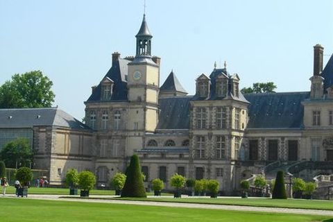 <法瑞意10日游>圣天使城堡,金色山口,塞纳河全景餐厅